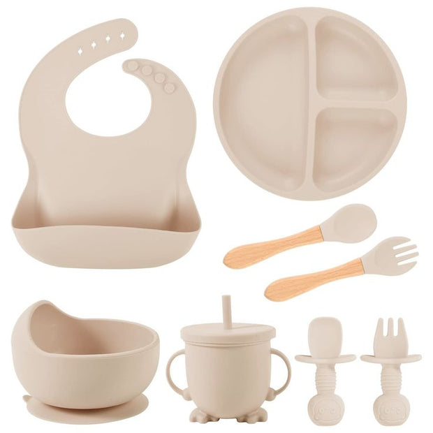 Safe non-toxic silicone feeding set for babies